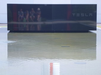 Family Road Trip in Tesla Model S, LA Supercharger reflection pool. Photo: Alison van Diggelen